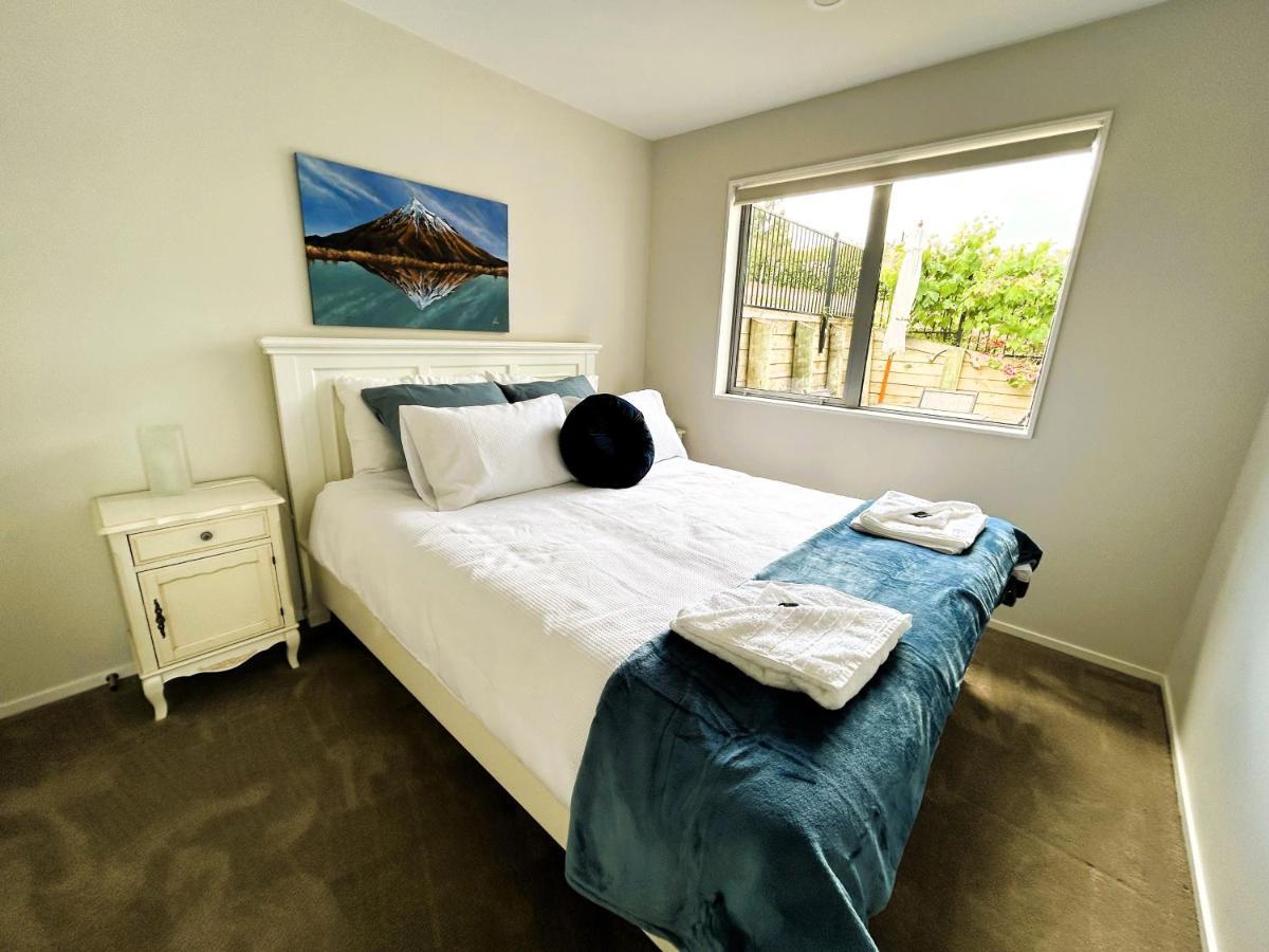 Cross Roads Apartment Pokeno Ngoại thất bức ảnh